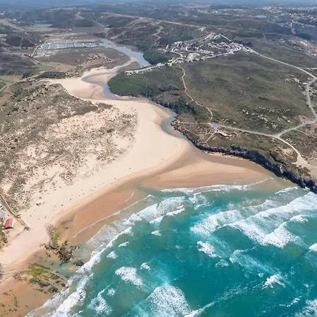 Townhouse In Walking Distance To The Beach * אלג'זור