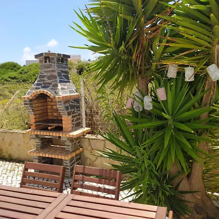 בית נופש Townhouse In Walking Distance To The Beach *