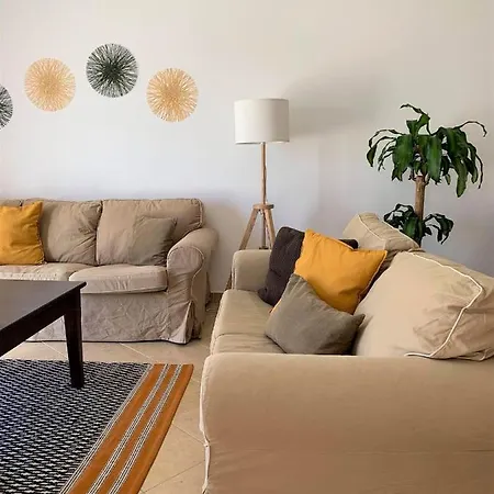 Semesterbostad Townhouse In Walking Distance To The Beach