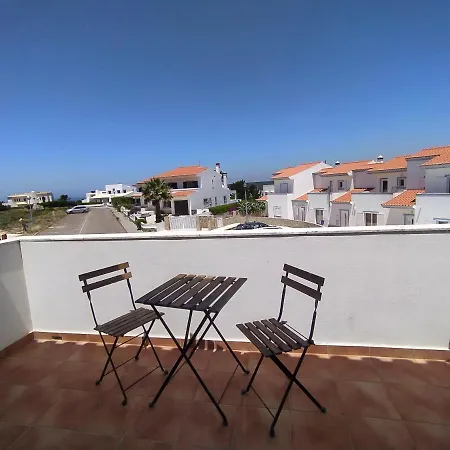Σπίτι διακοπών Townhouse In Walking Distance To The Beach Aljezur